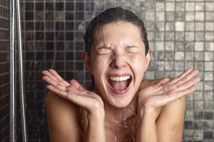 Wasser sparen und dennoch das volle Duschvergnügen genießen – ist das möglich?