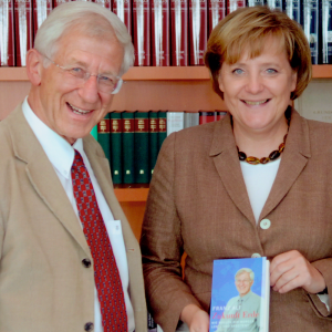 Franz Alt und Angela Merkel